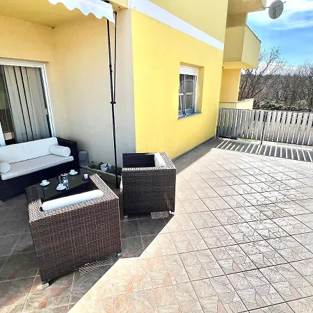 Aida Apartament *