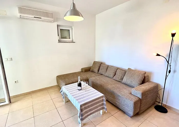 Aida Apartman Jadranovo