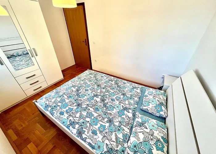 Aida Apartman Jadranovo